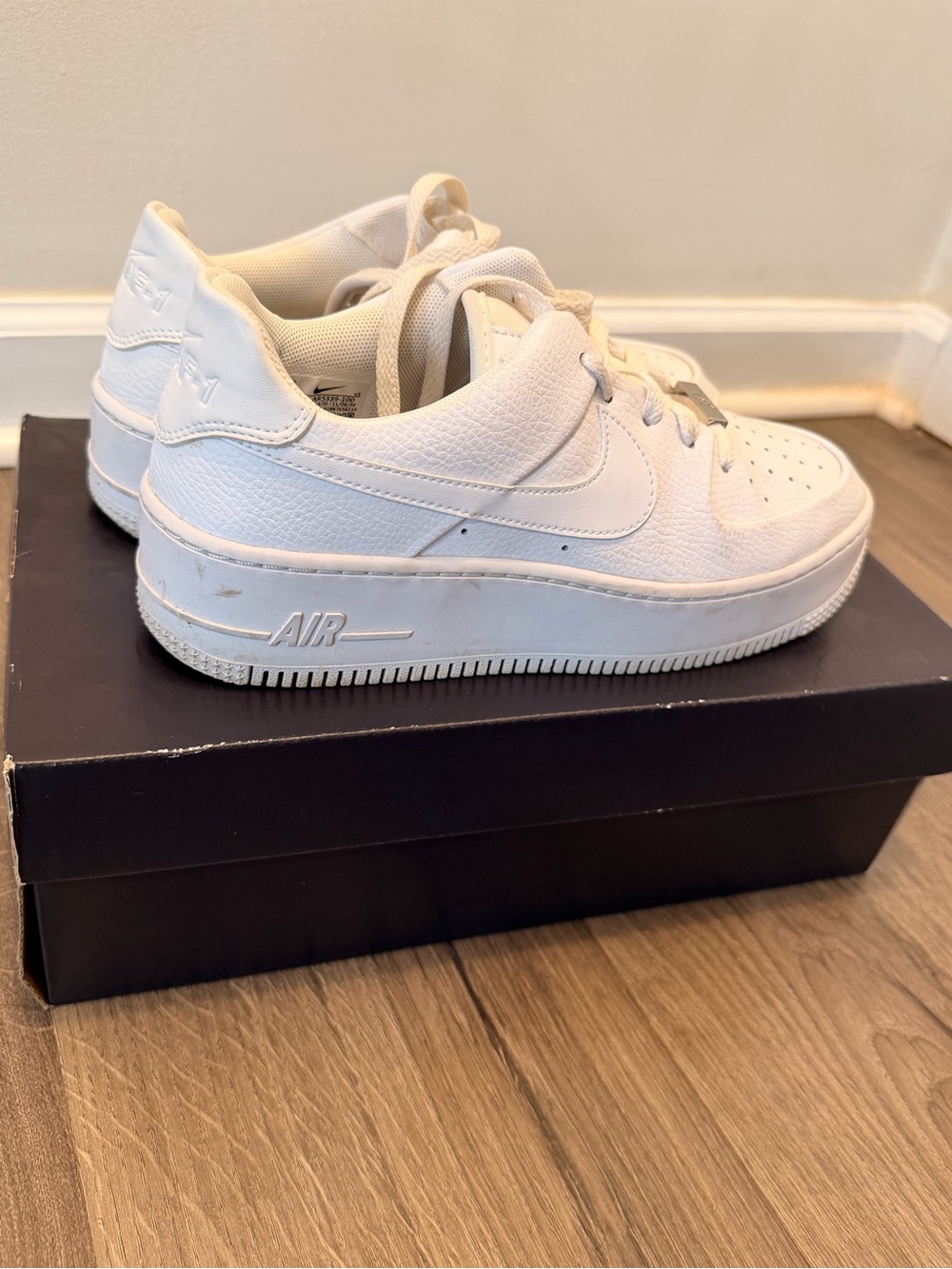 Nike Air Force 1 Sage Low Women's Shoe - Picture 8 of 10